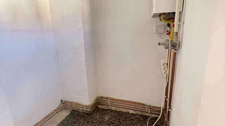 Bucovina | 1 cameră | Decomandat | Etaj 3 | Centrala Proprie. - Poză 7