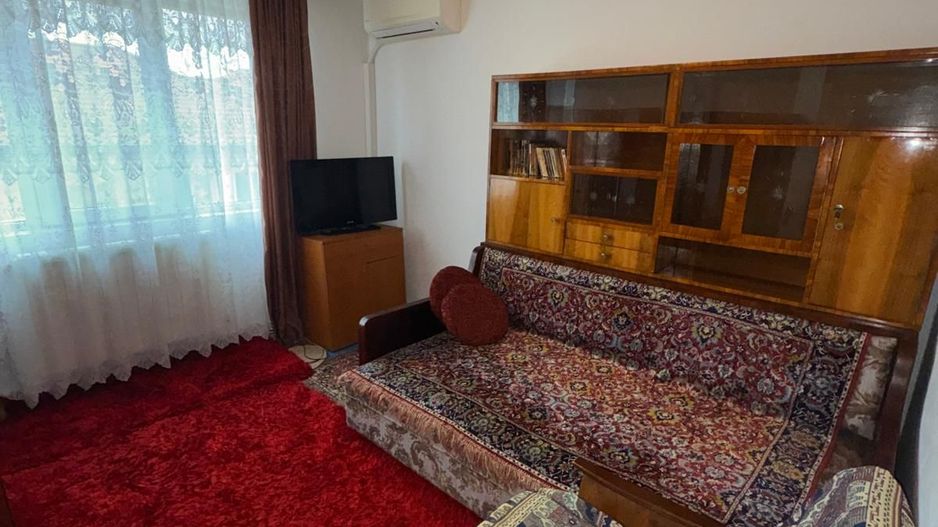vand apartament 2 camere, etaj 2, zona Tratoria, incalzirea pe gaz - Poză 5