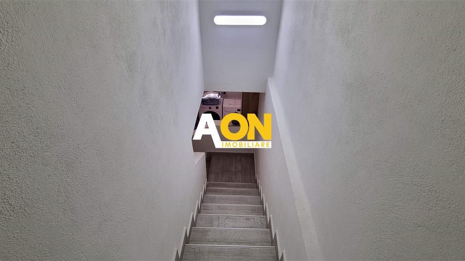 Casa 4 camere finisaje de lux 950 mp teren Com. Ciugud - Poză 17