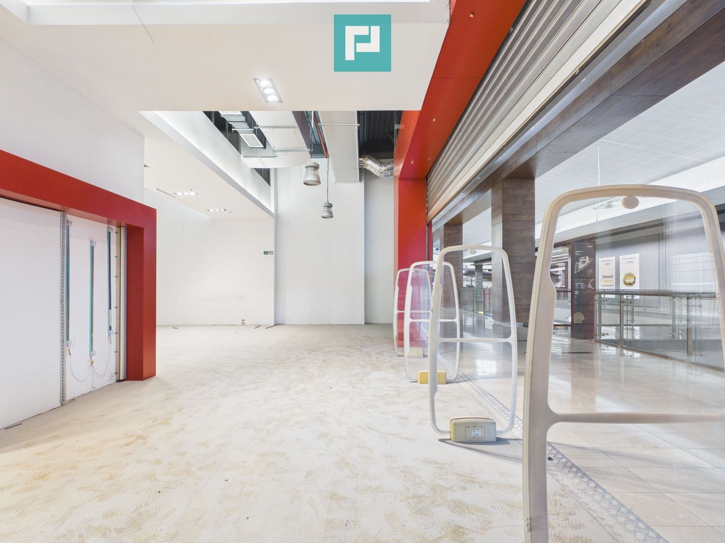 Spațiu comercial premium 220mp Agora Arad - Poză 3