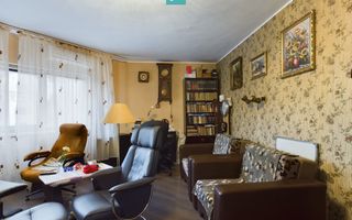 Apartament cu 3 camere în zona Lipovei - Poză 2