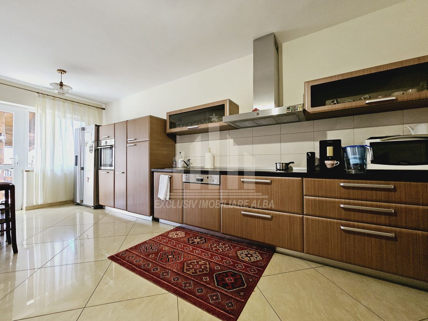 Casa individuala | Pensiune | 550 mp | 1100 mp teren | Cetate - Poză 4