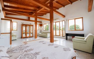 Pensiune/Aparthotel in Faleza Nord, 11 camere, Investitie cu potential - Poză 8