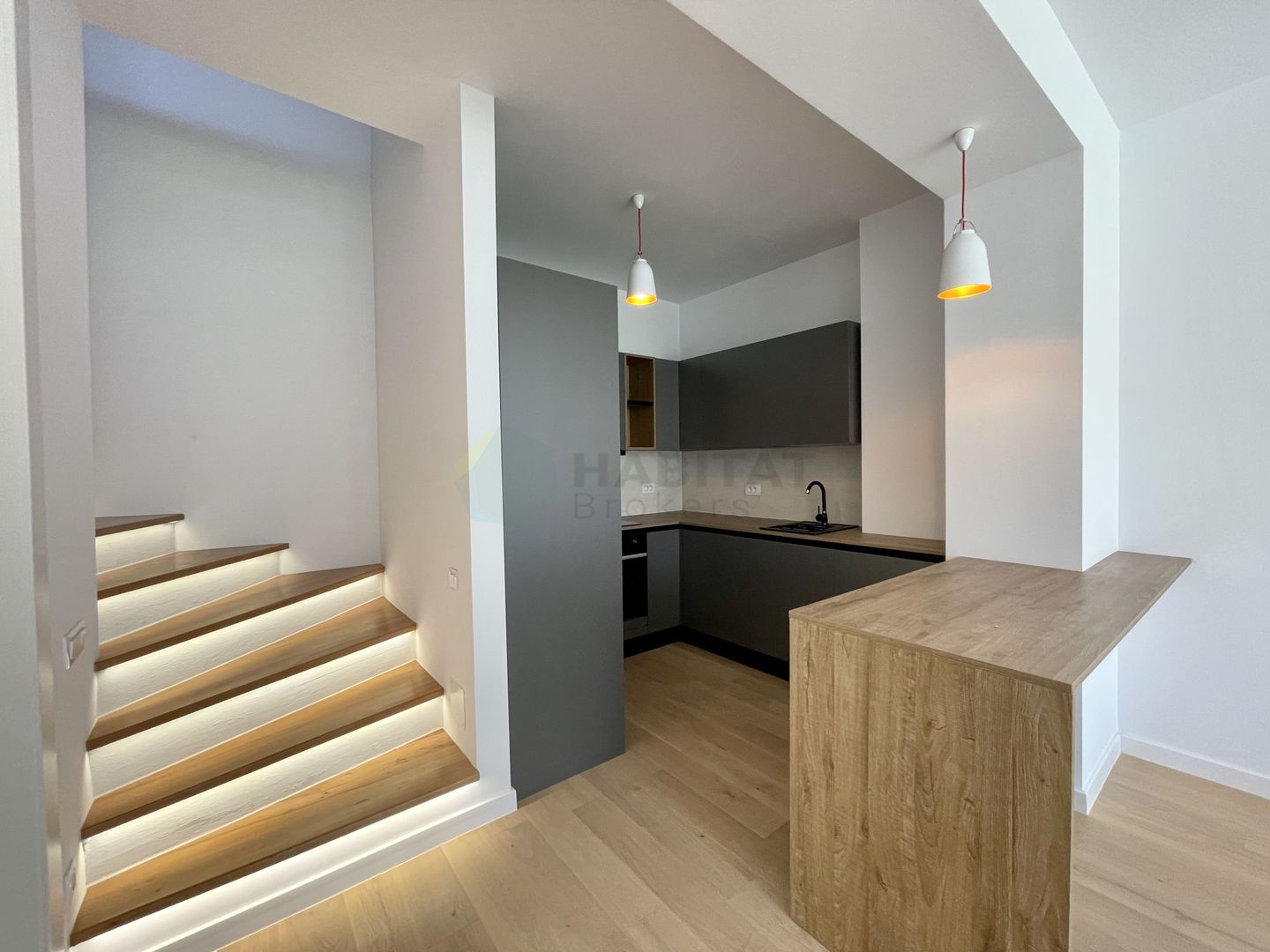 Vila urbane 4 camere | Tunari-Parc - Poză 23