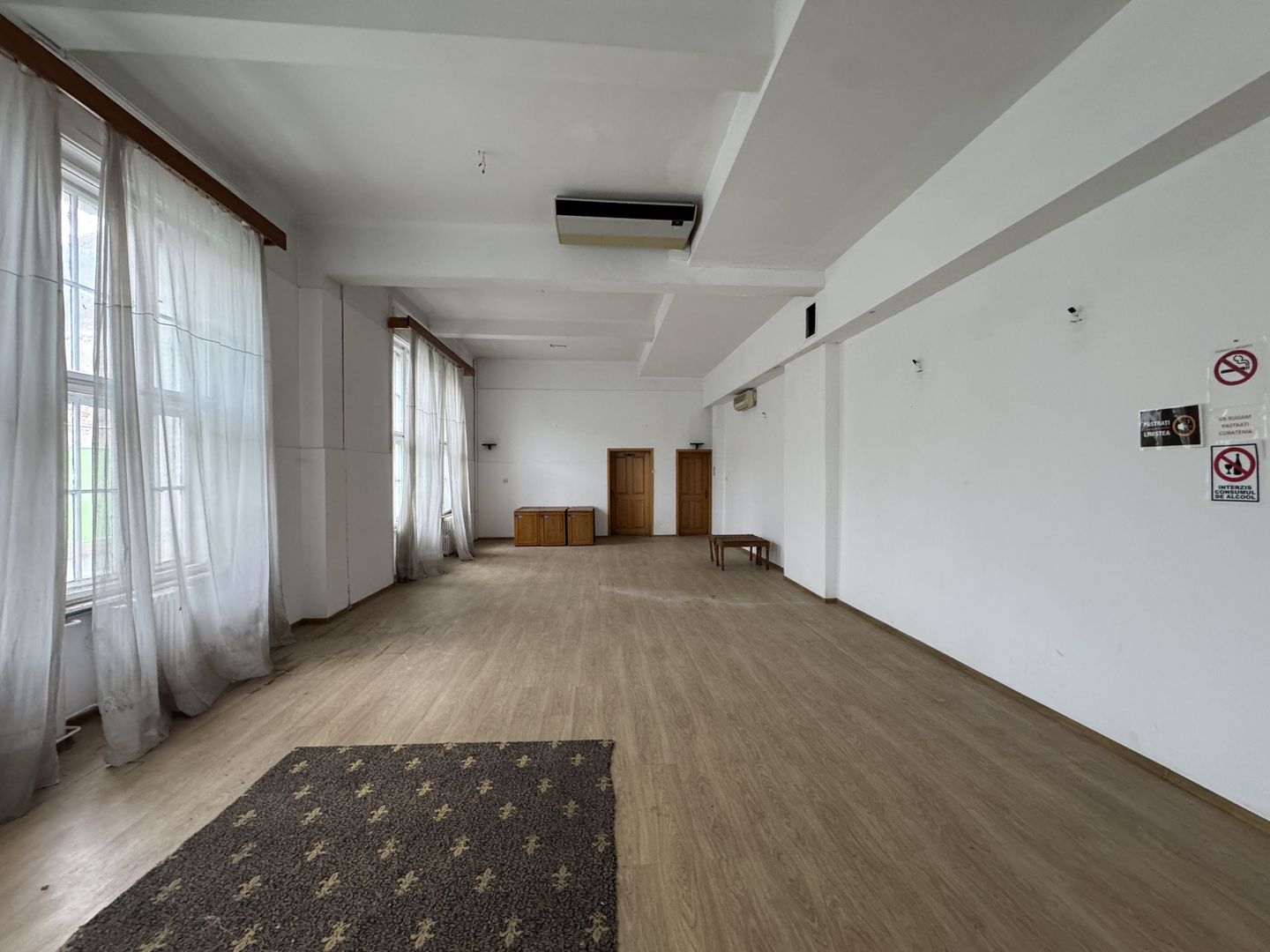 Spatiu la parter in zona Centrala fostul hotel Timisul - Poză 8