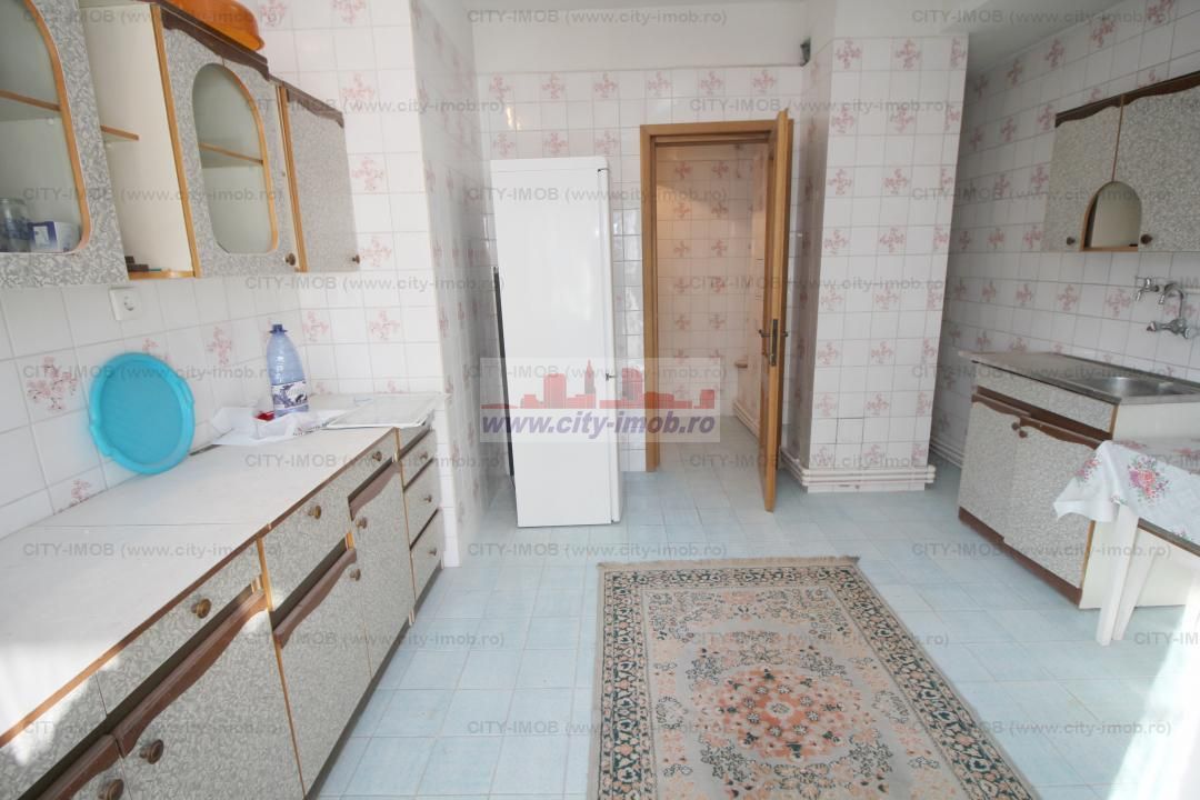 Vanzare 2 apartamente  in   VILA Drumul Sarii P + 2 - Poză 35
