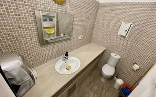 Spatiu birou in cladire istorica restaurata - Poză 13