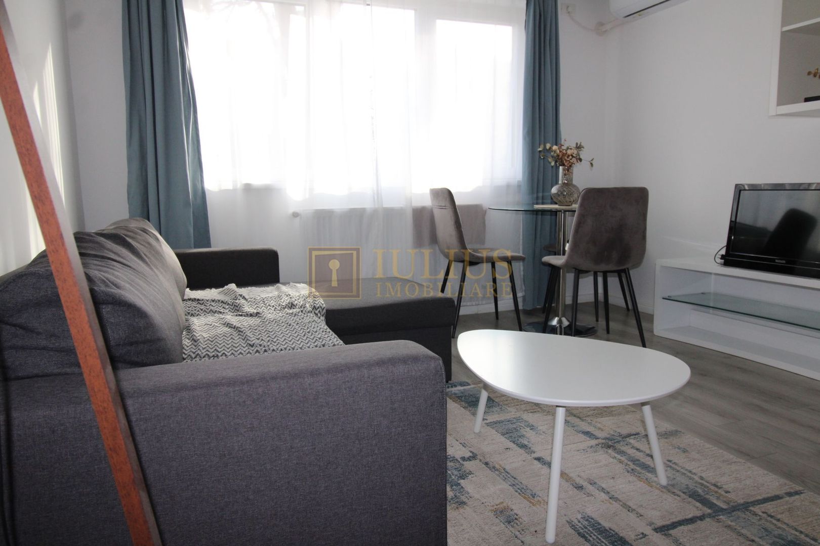 3 camere, Bulevardul Cetatii, zona ideala, centrala proprie - Poză 15