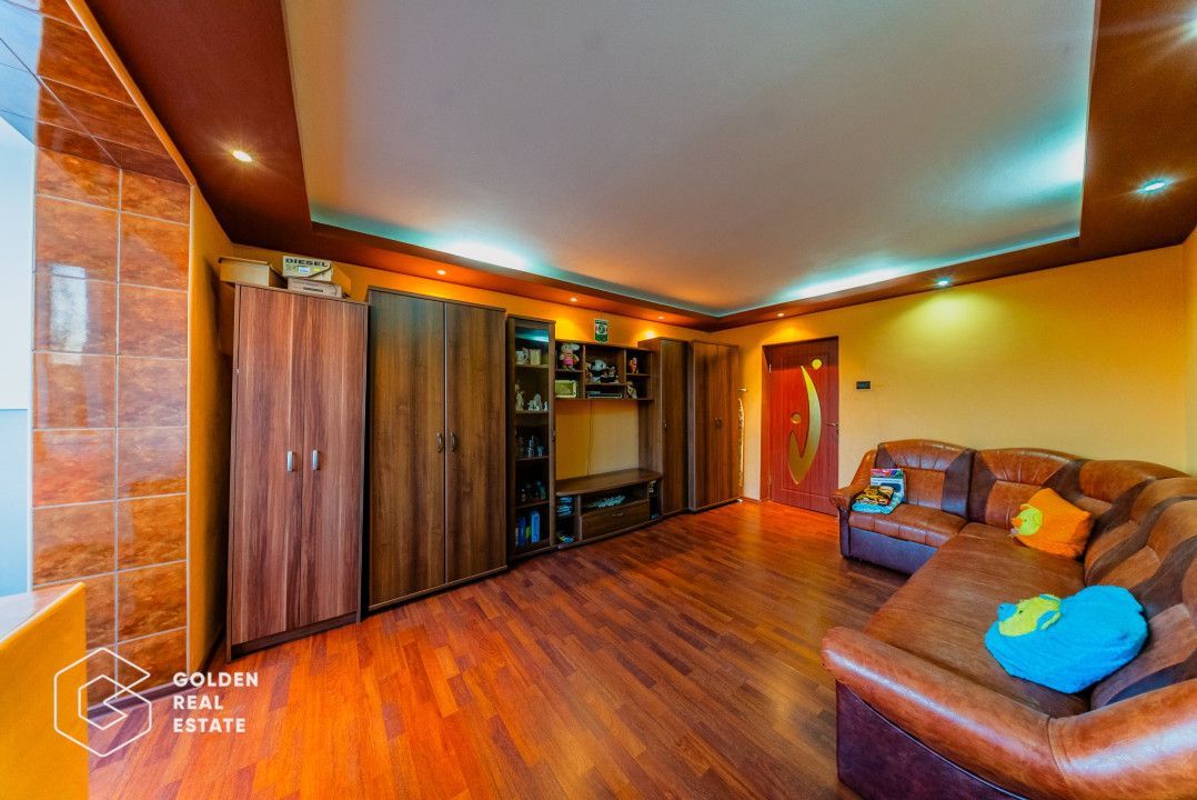 Apartament 3 camere, Micalaca  zona Miorița, comision 0% - Poză 1