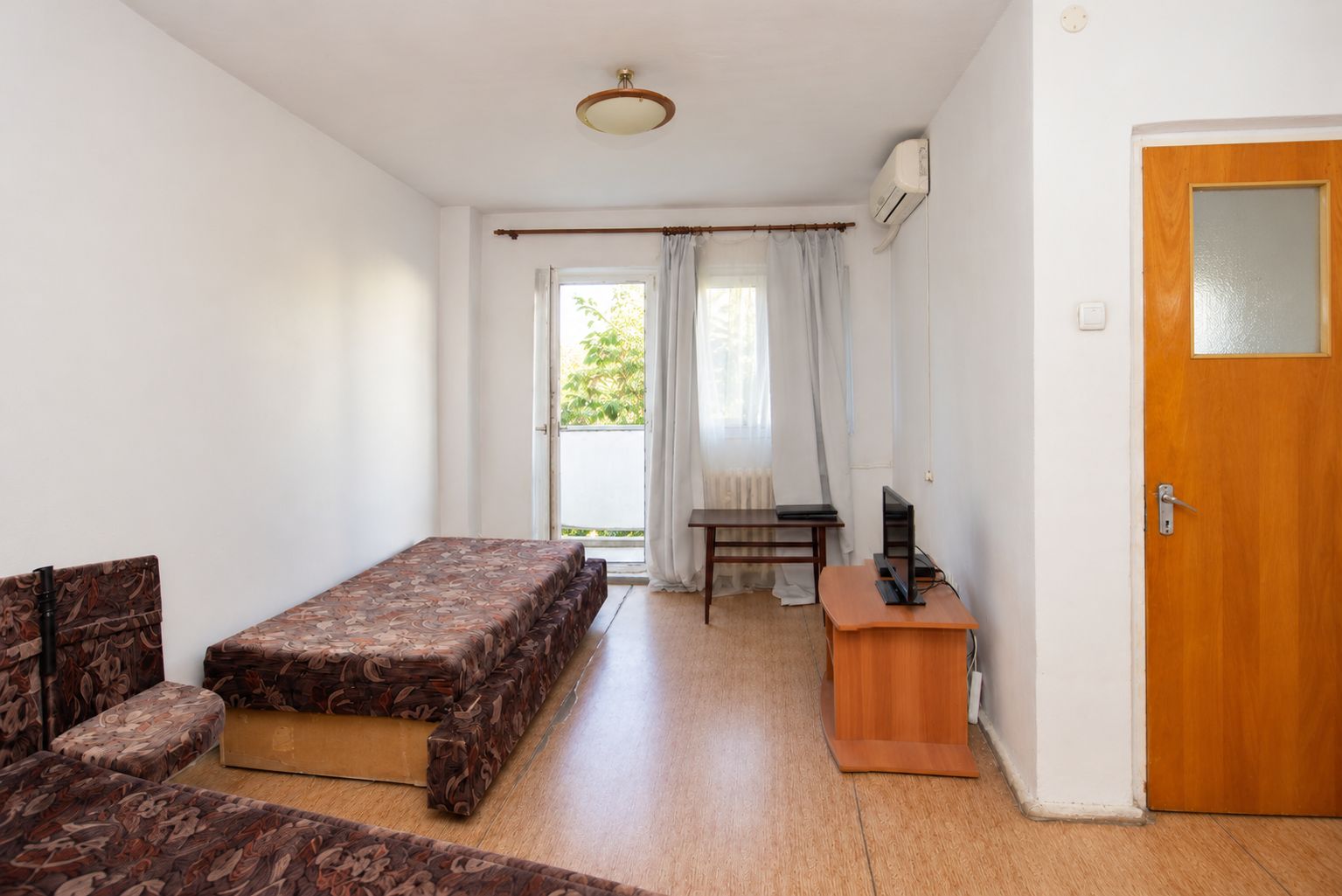 Garsoniera 30mpu+5mp balcon,1979, Campia Libertatii - metrou Muncii - Poză 3