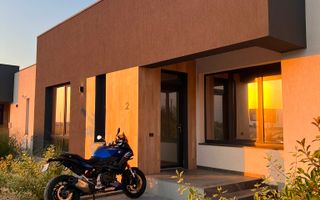 Proiect Inedit |Casa singulara model U - Poză 1