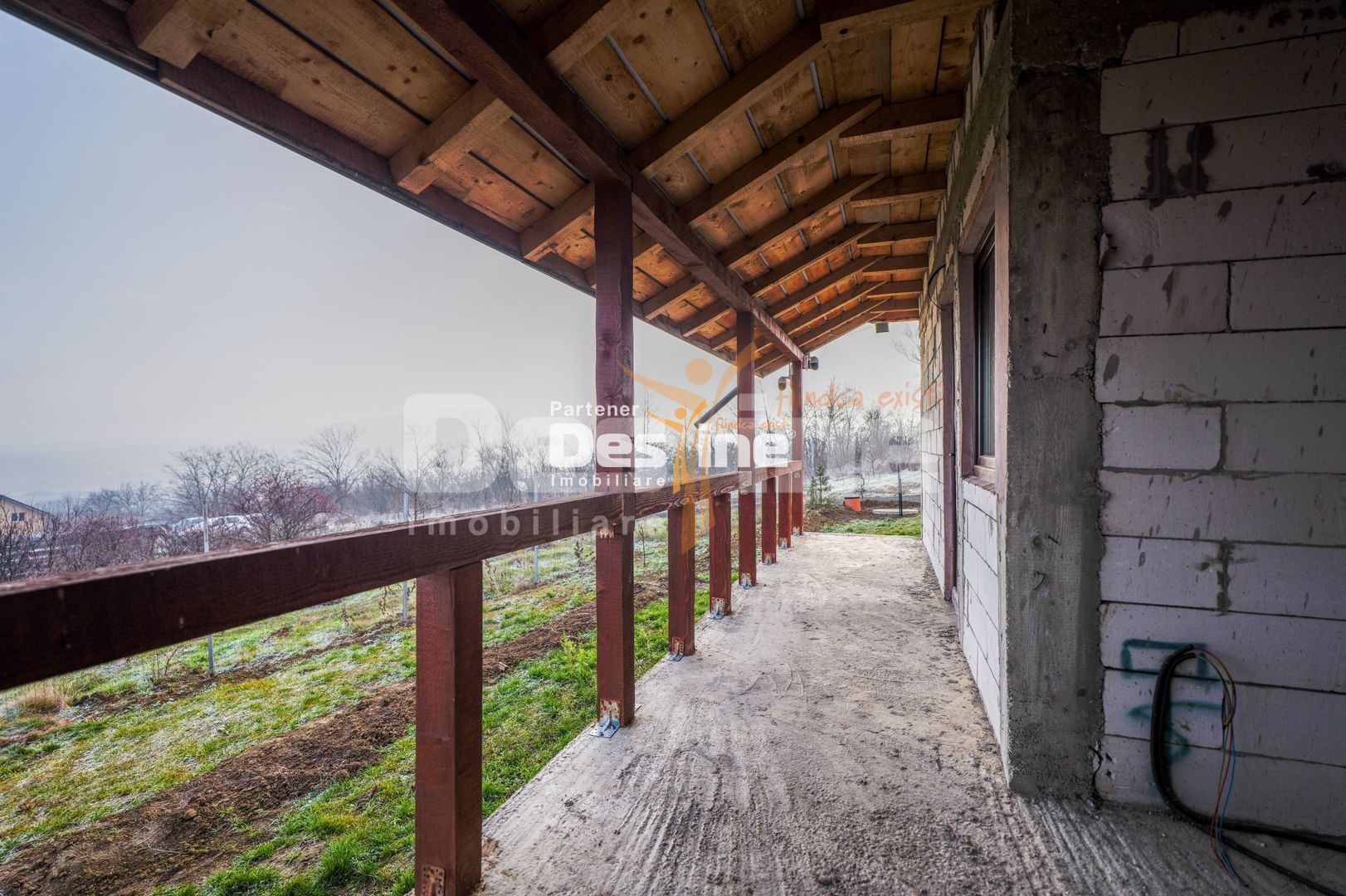 Casă individuală 3 camere 75 mp P+POD 570 mp teren - Poză 9
