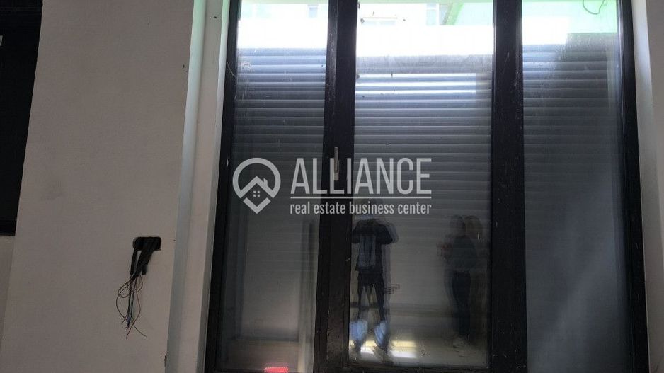 POLICLINICA CU PLATA(cod03) - Spatiu comercial luminos si inalt ! - Poză 14