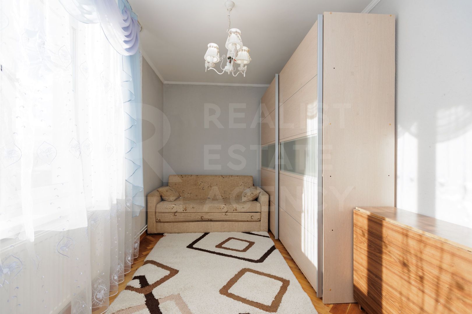 Vânzare, apartament, 2 camere, strada Miorița ,Centru. - Poză 5