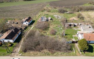 Teren intravilan de 630 mp in Battonya, Ungaria - Poză 2