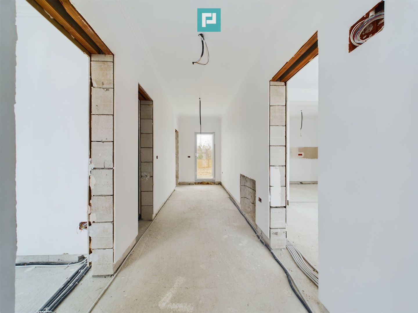 Casă individuală în Pădureni - Poză 20