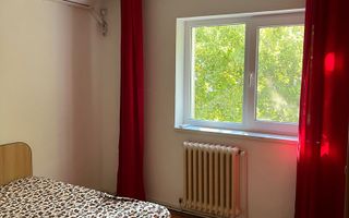 Apartament de inchiriat cu 3 camere Etajul2 / 63mp/ zona Palas Mall - Poză 2
