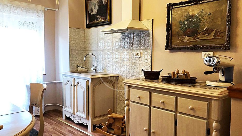Apartament de inchiriat cu 3 camere Ultracentral, Oradea - Poză 11