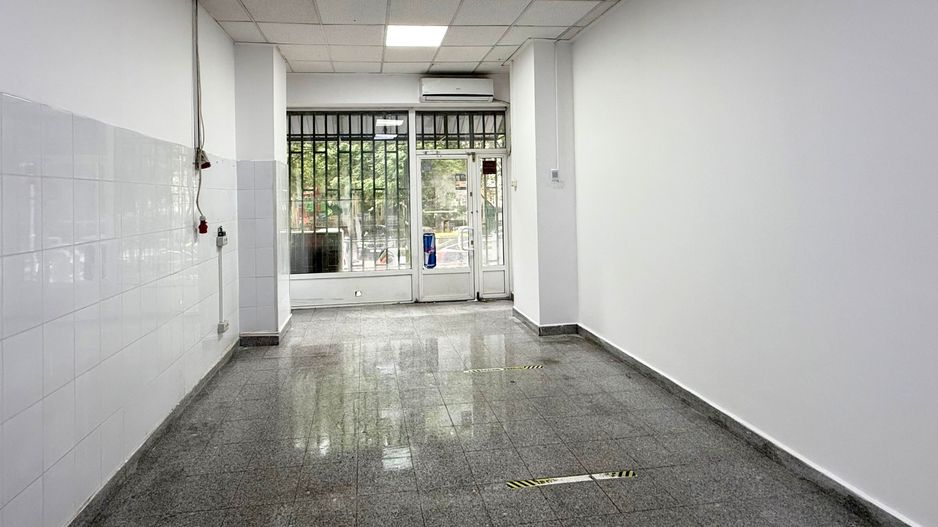 Spațiu comercial de vanzare 146 mp utili vitrină stradală zona Tineretului - Poză 2