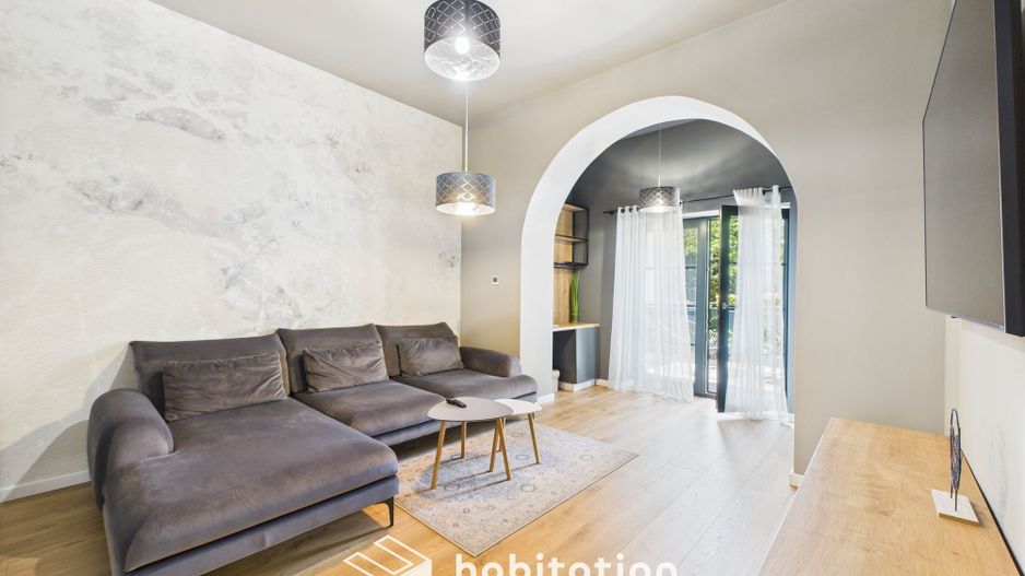 Elegant, finisaje premium, locație deosebita - 3 camere  în Bălcescu - Poză 1