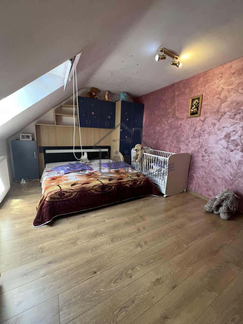 De vanzare- Apartament 3 camere str Luptei - Poză 6