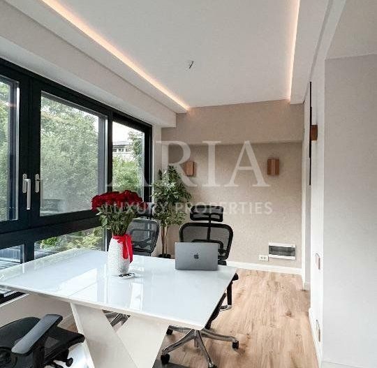 LUXURY APARTMENT WITH GARDEN - Poză 9