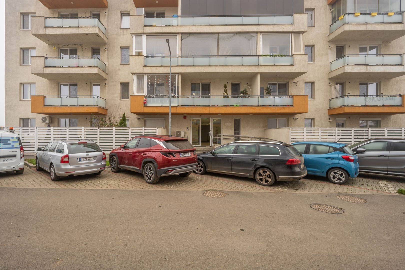 Apart. 3 cam. Decom.+2 Bai+2 Parcări ! Adora Urban Village ! - Poză 16