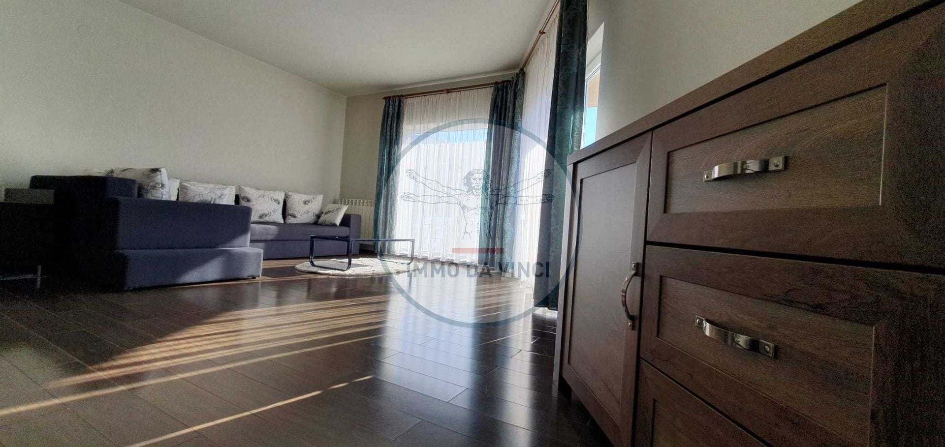 PF inchiriez in Europa apt. 2 camere, 55 mp, loc parcare, 550 euro - Poză 2