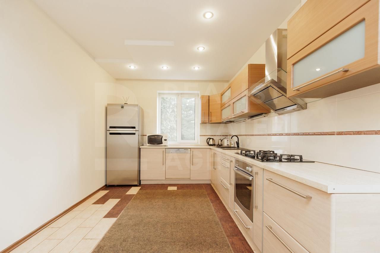 Chirie, casă, 3 camere, strada Plaiului, Botanica - Poză 10