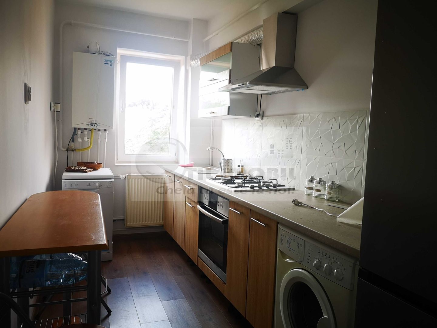 Apartament 2 camere decomandat – Zona Ștefan cel Mare, Iași - Poză 4