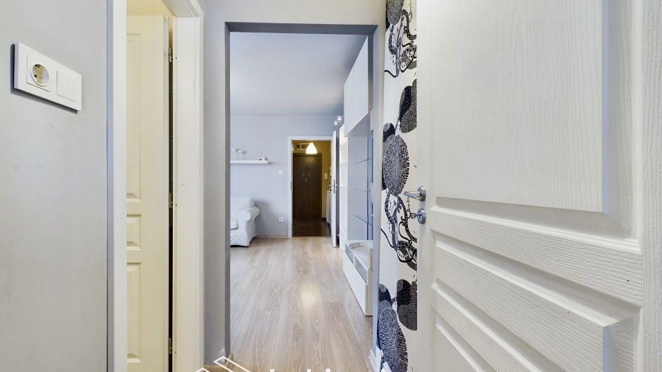 Apartament 2 camere, primitor si luminos,  2 minute de Piața Victoriei - Poză 10