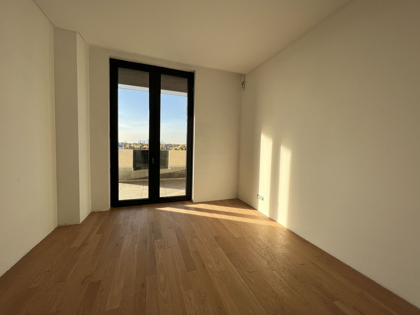 Apartament spectaculos 3 camere | Vedere Parcul Verdi și Lacul Floreasca - Poză 3