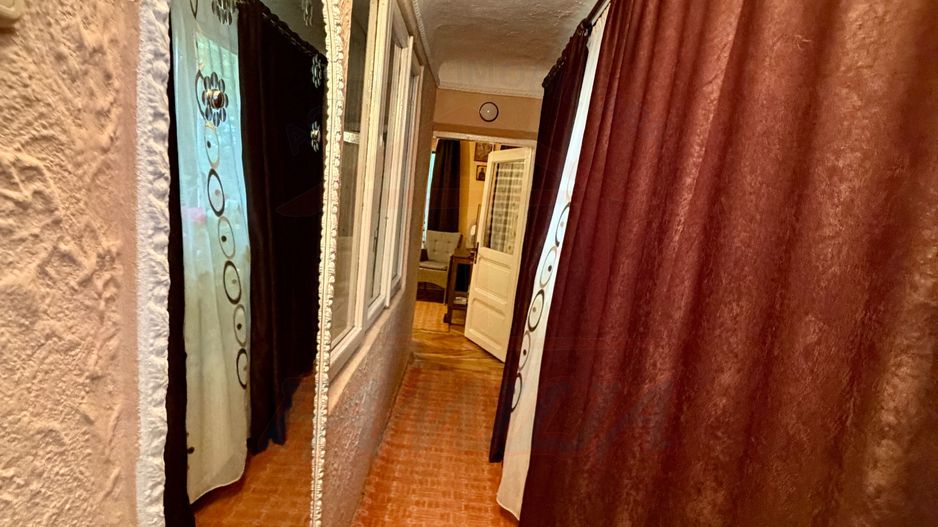 700 mp, teren intravilan, zona Centru, 150.000 euro - Poză 18
