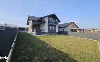 Casă modernă P+M cu vedere panoramică spre lac, Ciurbești, Miroslava - Poză 6