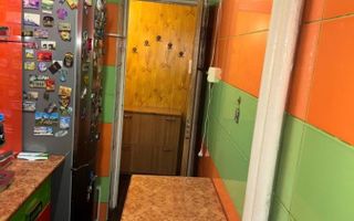 Apartament spatios cu trei camere, Brancoveanu, 80.000€ negociabil - Poză 9