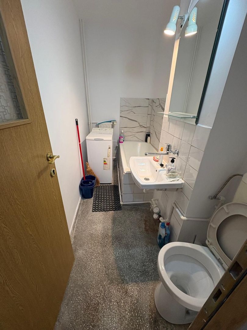 Vanzare Garsoniera zona Giulesti - Poză 6