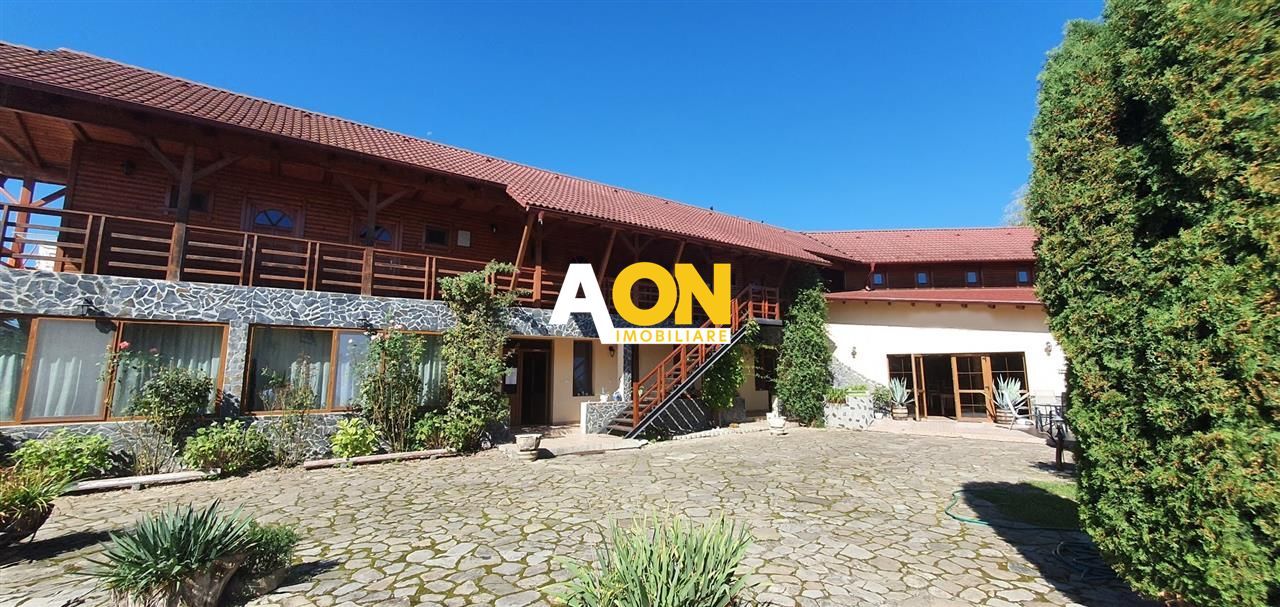 Pensiune cu 9 camere, 1257 mp teren, Micesti - Poză 1