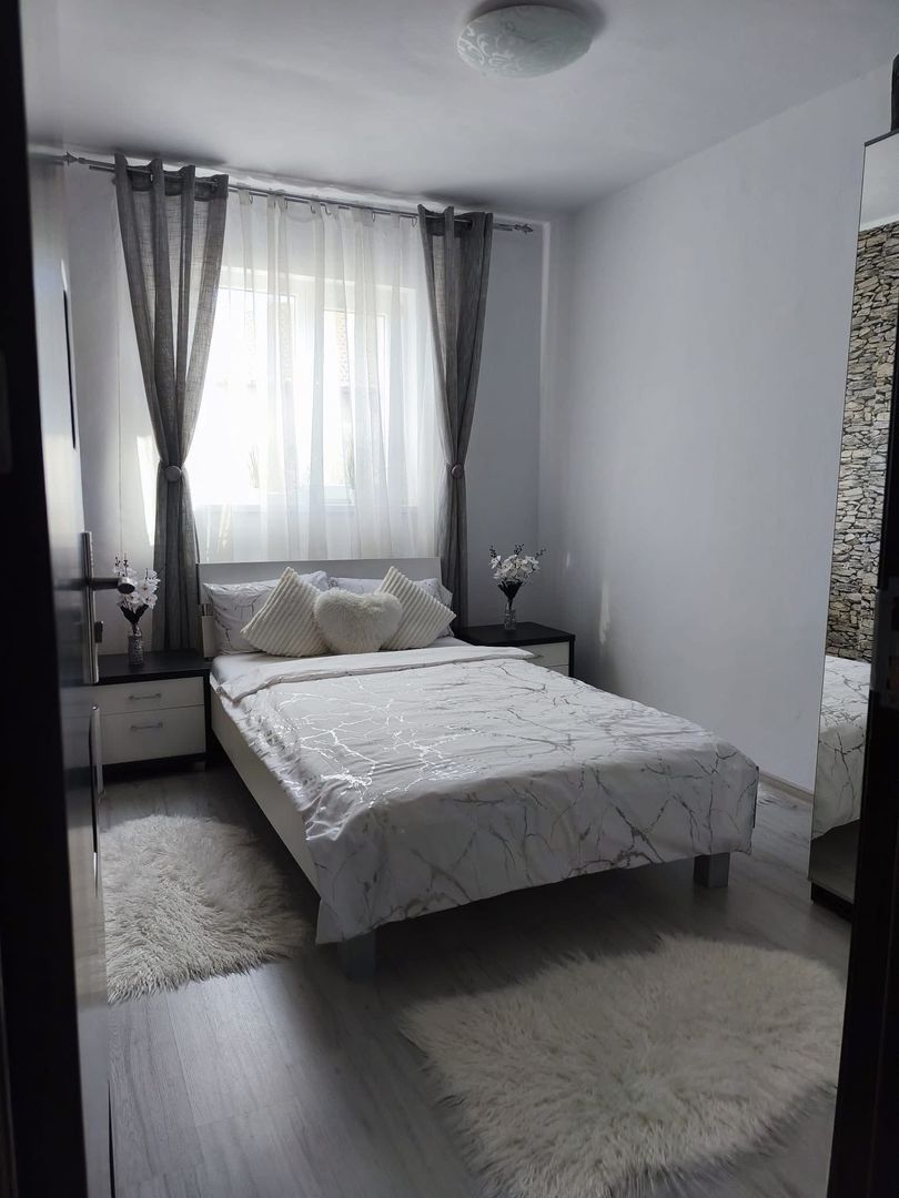 Apartament 3 camere, 60 mp, Spitalul Județean – renovat, COMISION 0% - Poză 3