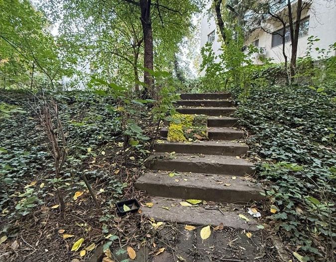 Studio de vanzare - Poză 12