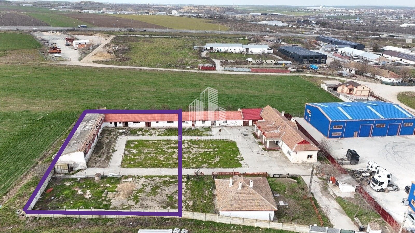 Ovidiu | Teren 1.736 mp | Deschidere 30,21 ml | Construcții existente - Poză 2