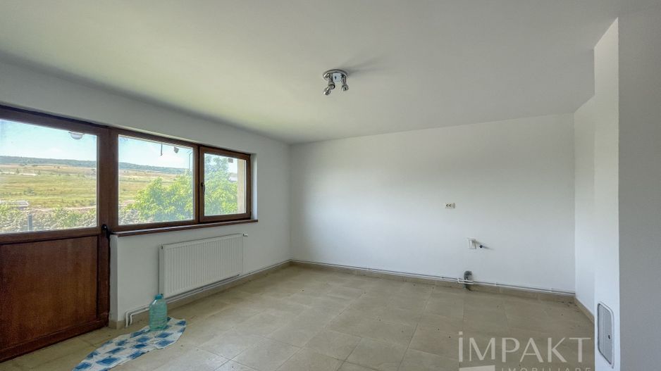 Casa individuala pe 3 niveluri pretabila pentru birouri, in cartierul Iris - Poză 15