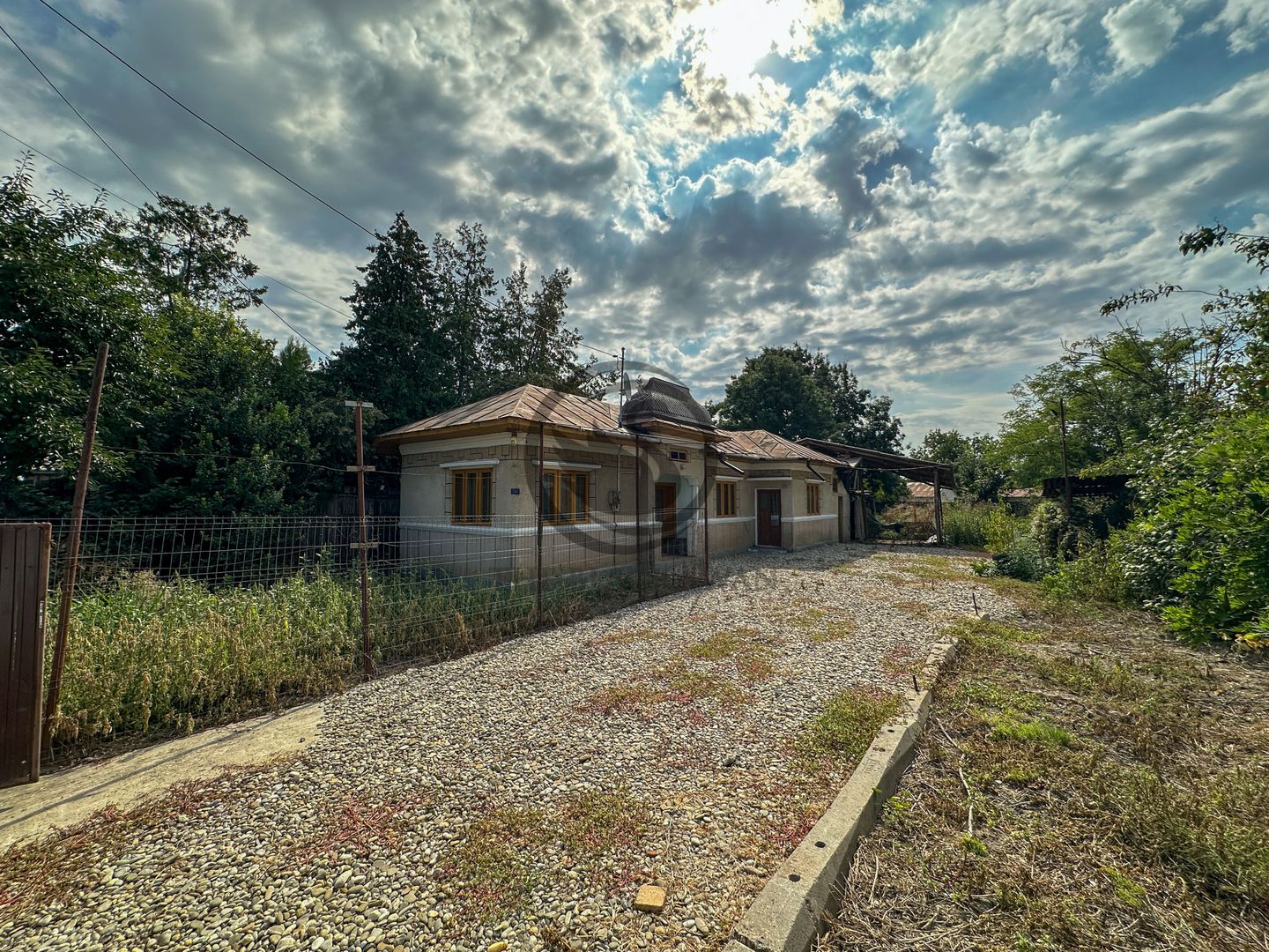 Casa cu 3 camere de vanzare | Puchenii Mosneni, Prahova | Comision 0% - Poză 1