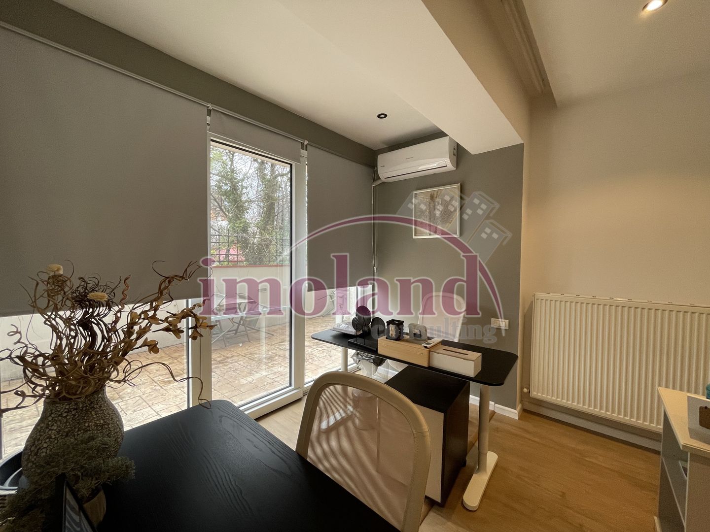 Vanzare apartament 3 cam parter, terasa 43 mp birouri/locuința | pta Victoriei - Poză 5