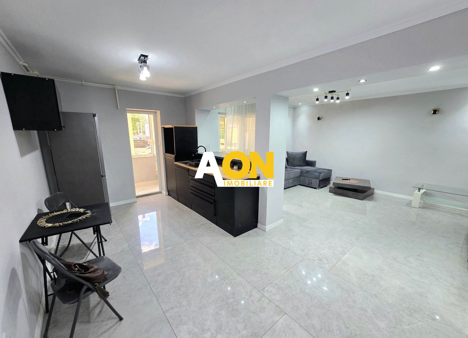 Apartament cu 3 Camere, Complet Mobilat, Zona Liceului Sportiv - Poză 3