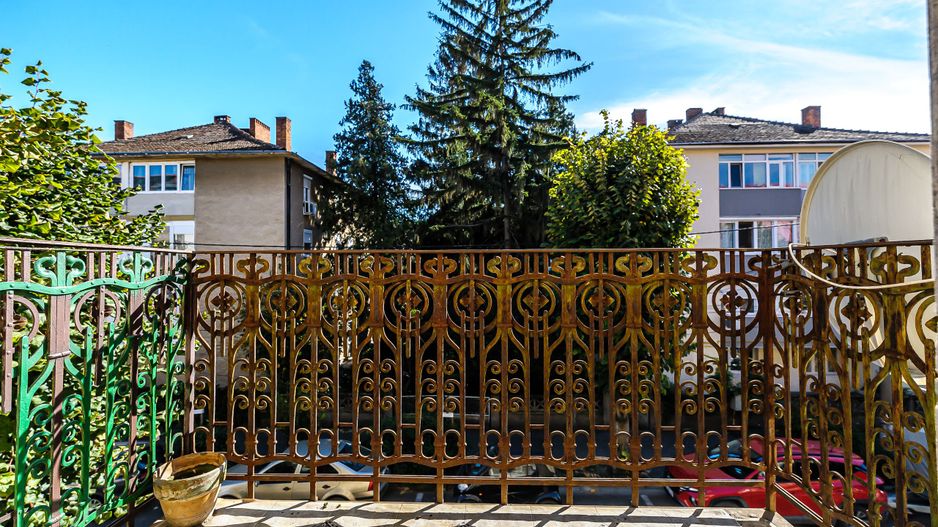 Ultracentral! apartament 3 camere spațios la casă/vilă, etajul 1 - Poză 1