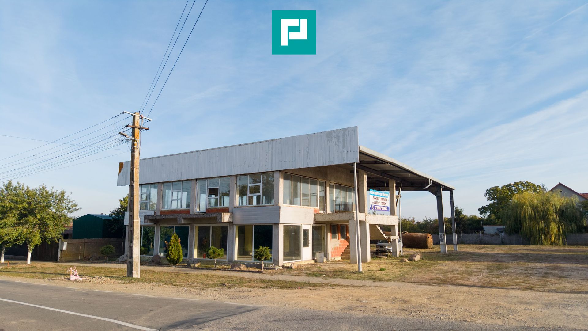 Spatiu comercial cu etaj și teren de 4000mp - Poză 16