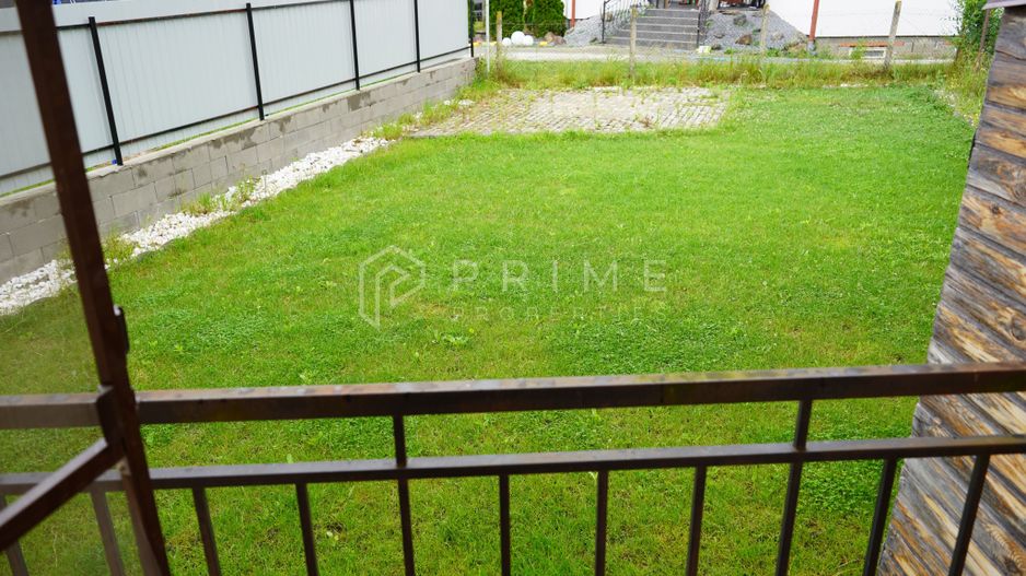 Casă familială spațioasă în zonă liniștită | Sângeorgiu de Mureș | - Poză 20