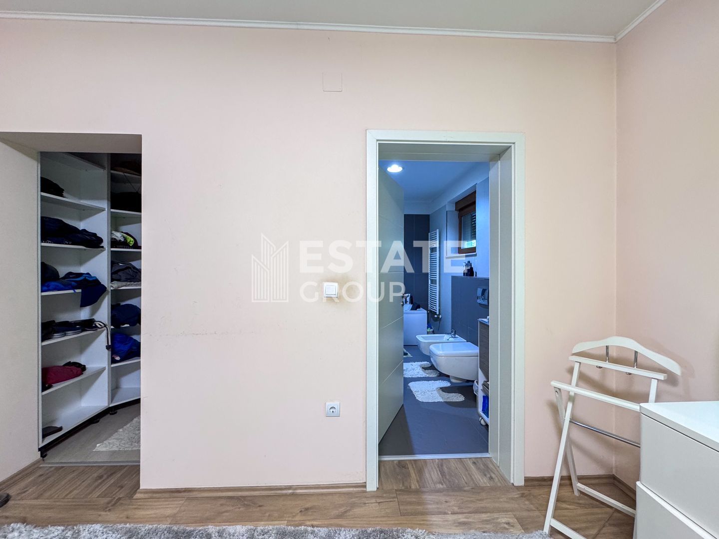 Casa spatioasa Mosnita Noua, mobilata si utilata - Poză 10