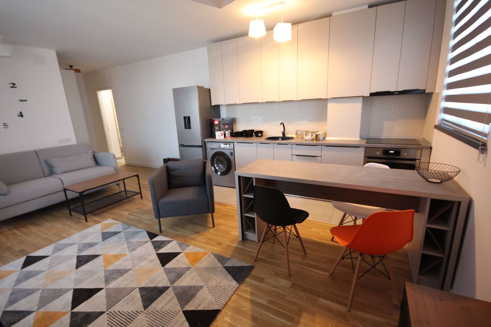 Apartament  inchiriere la ISHO - Poză 15