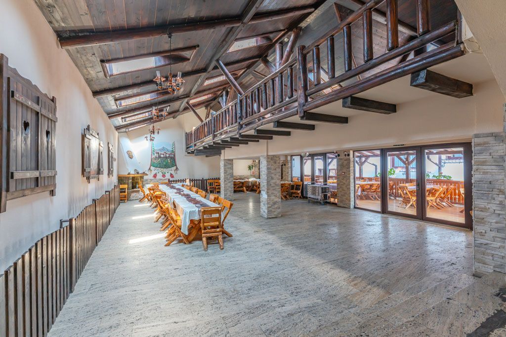 Pensiune Rosenau de vânzare - Afacere la cheie lângă Cetatea Râșnov - Poză 5